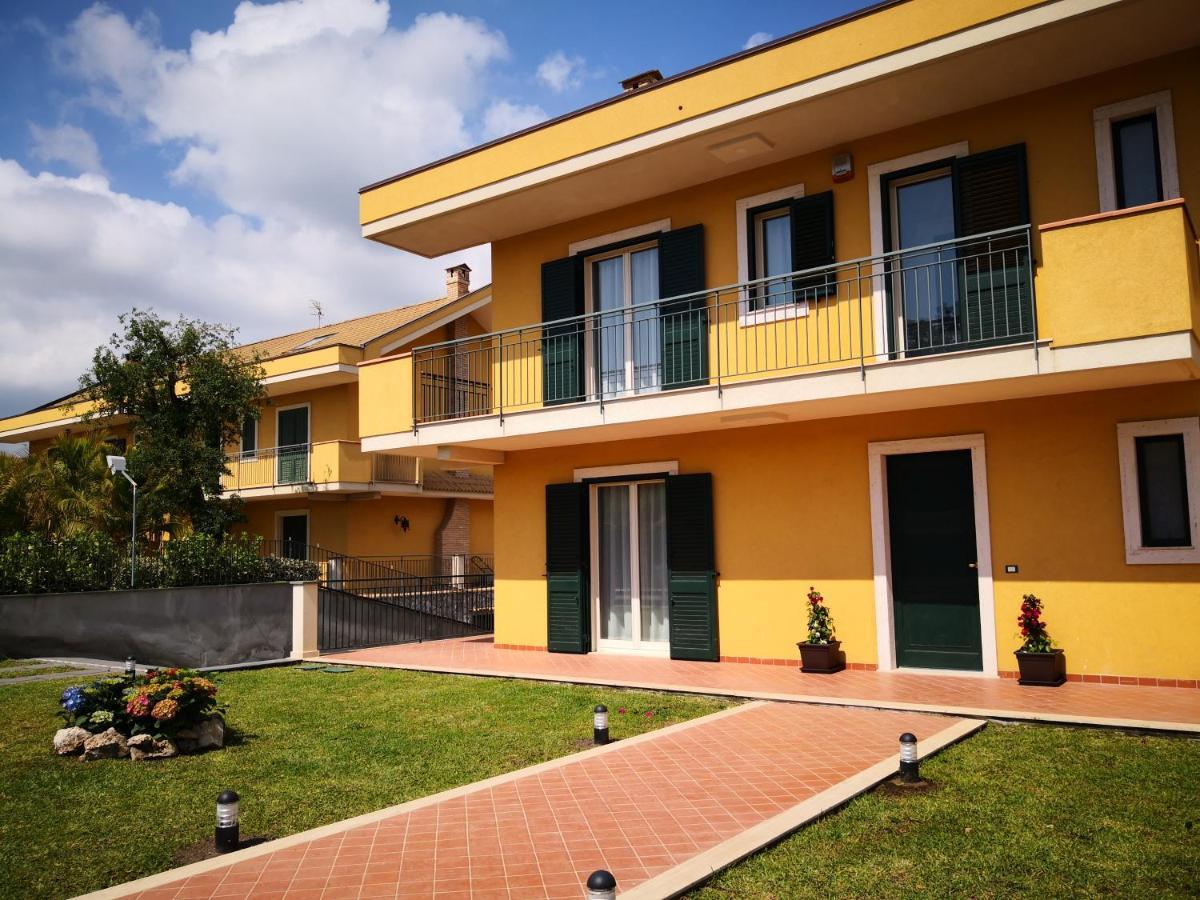 Hotel Scm House Mascali Exterior foto
